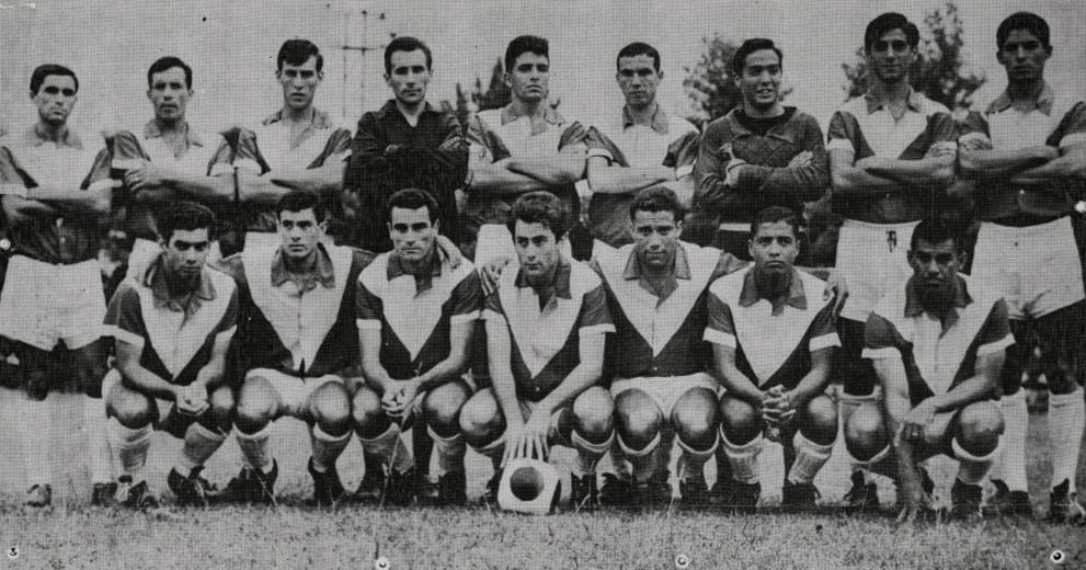Los exponentes campeones del Interior: Parados: Servando Olivera, Carlos Umpiérrez, Quirilo Almeida, Oscar Mendaro, Juan Carlos Álvarez, Marino Acuña, Jorge Ibarra, Juan Coore y Walter Pereira, agachados: Amilcar Ferraz, José Umpiérrez, Álvaro González, Isidoro Rodríguez, Dardo López, Luis Suárez y Néstor Martínez (Foto y datos: Néstor Francia Costa). 